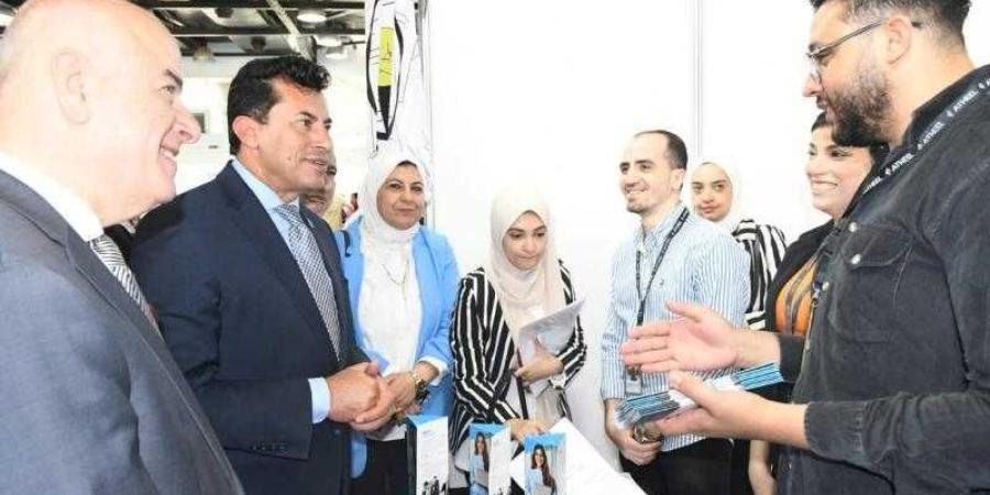 وزير الشباب يفتتح ملتقي توظيف مصر