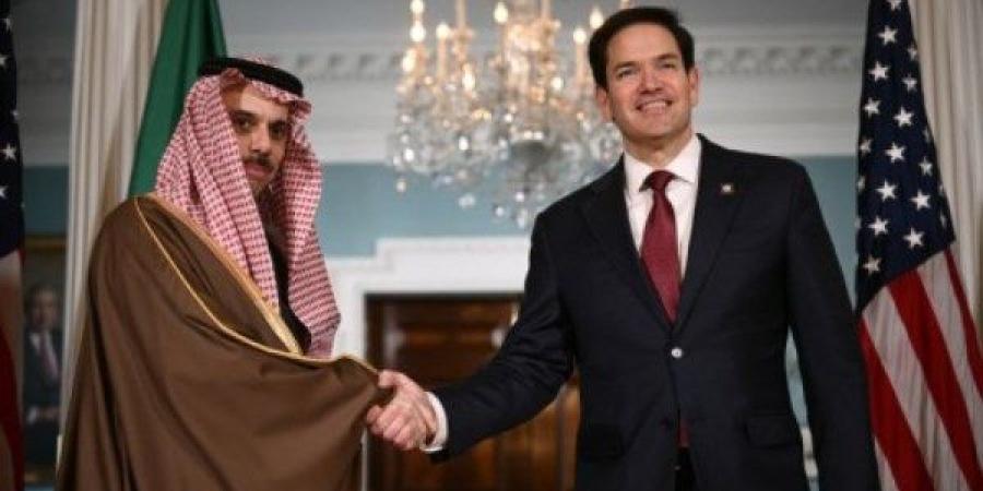 روبيو يبحث مع نظيره السعودي التطورات في أوكرانيا وسوريا وغزة