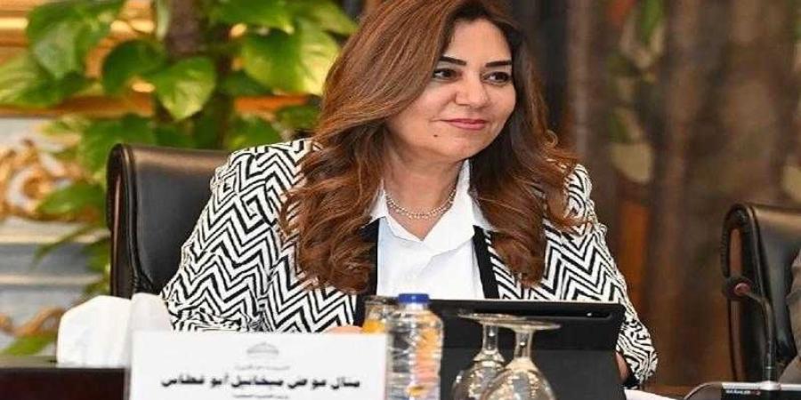 وزيرة التنمية تتابع جهود مبادرة ”صوتك مسموع” لحل شكاوى المواطنين بالمحافظات