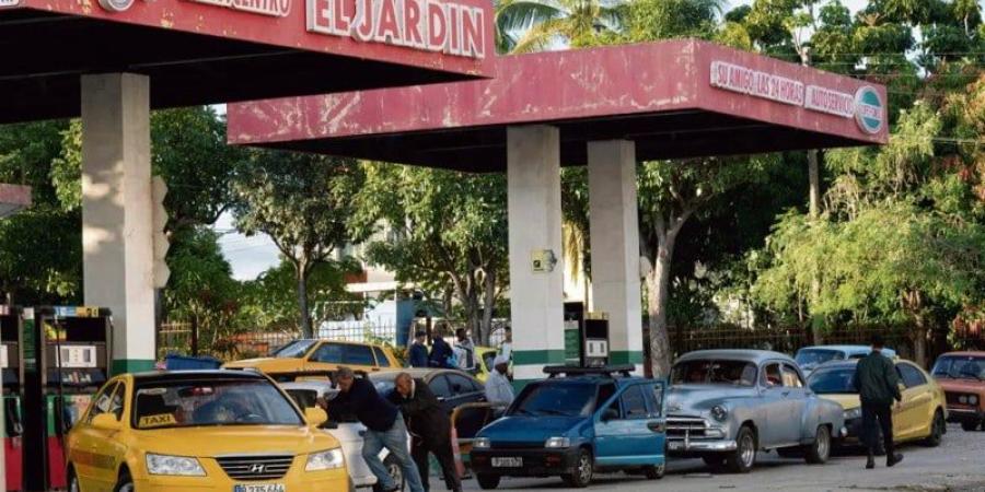 فنزويلا تقرر الزيادة في سعر الوقود