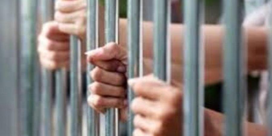 حبس عامل بتهمة قتل نجله في الدلنجات بمحافظة البحيرة