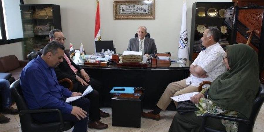 بحث الخطة التدريبية واعتماد شهادة التحول الرقمي في اجتماع مركز الحاسب ببني سويف