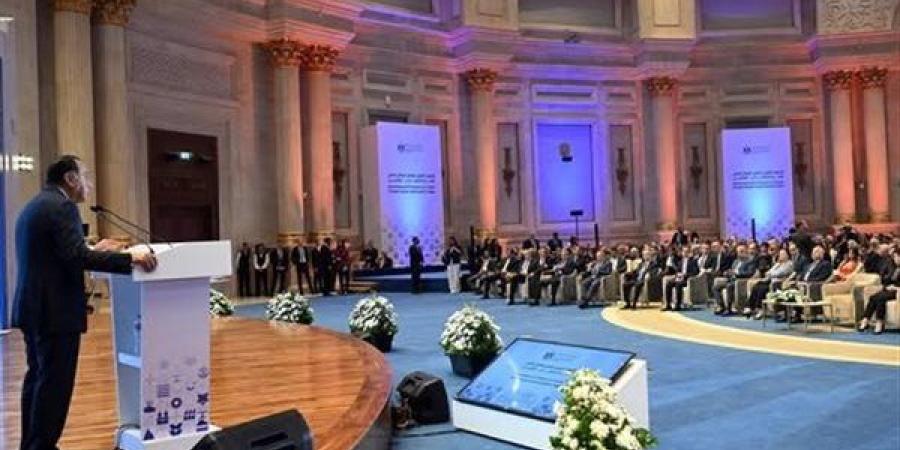 رئيس الوزراء يشهد مراسم توقيع عدد من الاتفاقيات بين الحكومة وشركاء التنمية والقطاع الخاص