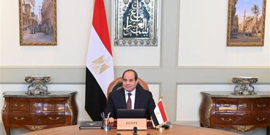 إعفاءات ومنح دراسية.. تكليف رئاسي لدعم المستفدين من صندوق تكريم الشهداء وأسرهم
