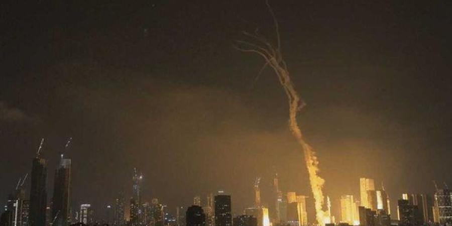 الطوارئ الإسرائيلية: إصابات عدة نتيجة سقوط صواريخ إيرانية في حيفا