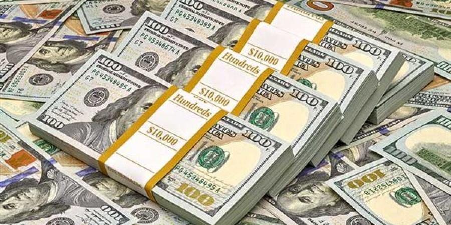 تجاوز 50 جنيها.. ارتفاع سعر الدولار أمام الجنيه في البنوك المصرية مع بداية التعاملات