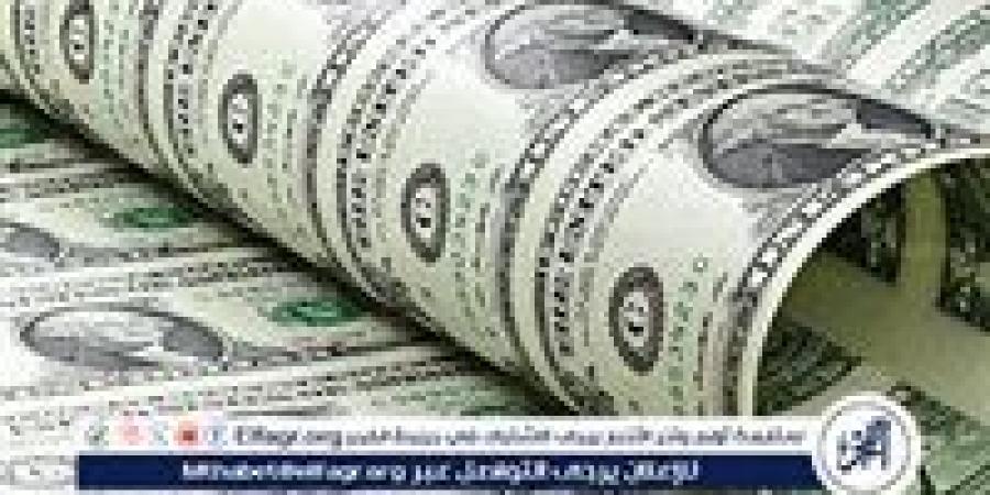 ارتفع جنيه بالسوق المالي.. بنكا الأهلي ومصر يقودان جنون الدولار للبيع والشراء