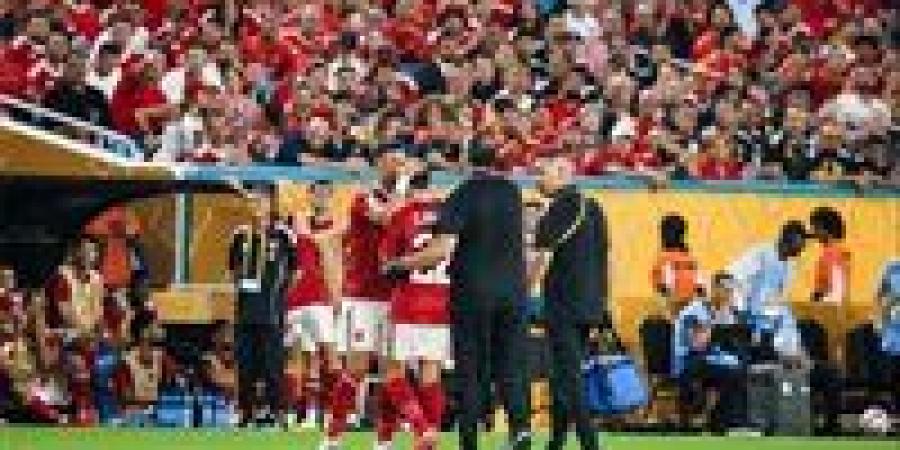 طبيب الأهلي : إمام عاشور أجرى جراحة ناجحة.. واللاعب يؤدي برنامج تأهيلي الفترة المقبلة