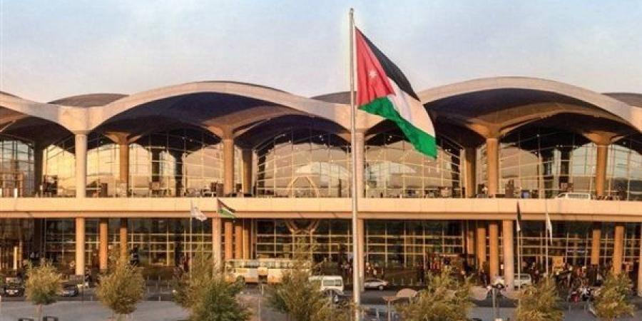 الأردن يعلن إعادة فتح مجاله الجوي بعد إجراء تقييم للمخاطر