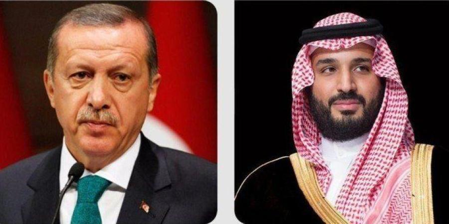 هاتفيا.. السعودية وتركيا تستعرضان تطورات الأوضاع التي تشهدها المنطقة