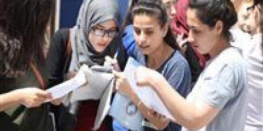 ثانوية عامة 2025| تداول صور امتحان التربية الدينية يثير الجدل والتعليم تحقق
