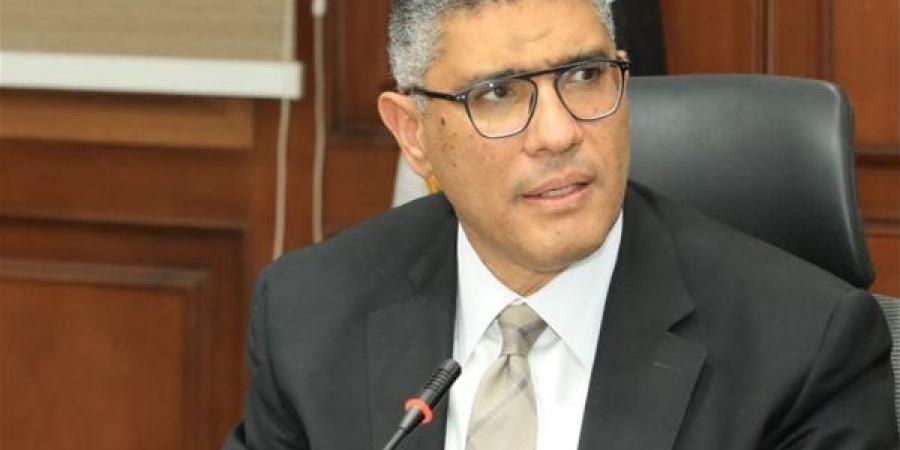 محافظ الجيزة يتابع أعمال تطبيق خطة ترشيد استهلاك الكهرباء