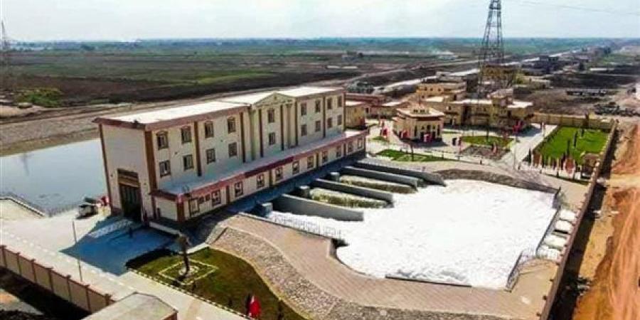 وزير الري يتابع حالة محطات رفع المياه ومجهودات مصلحة الميكانيكا والكهرباء