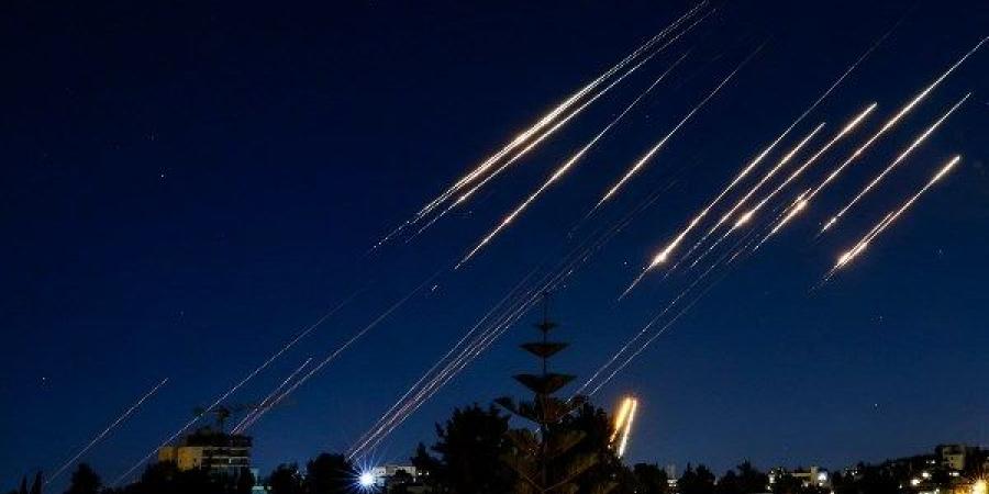 إعلام إسرائيلي: إصابة 20 شخصا في الهجوم الإيراني الأخير