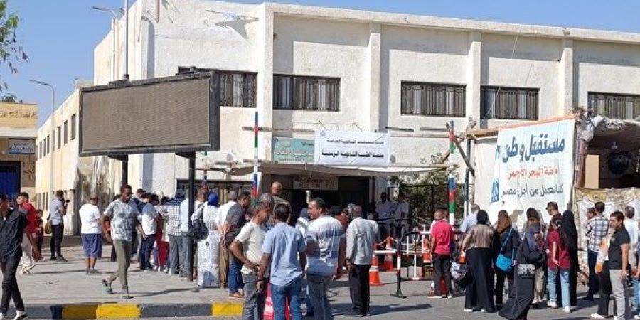 مطالب عاجلة من أولياء الأمور لتحسين بيئة امتحانات الثانوية العامة بالغردقة