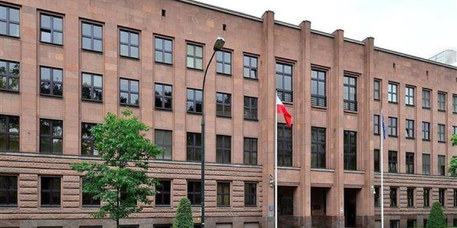 الخارجية البولندية: مستعدون لإجلاء مواطنينا من إسرائيل عبر الأردن