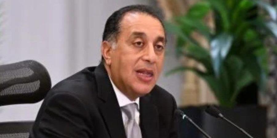 رئيس الوزراء يطمئن المواطنين: نؤمن احتياجات الغاز بنهاية الشهر وزيادة الإنتاج المحلى فى أغسطس