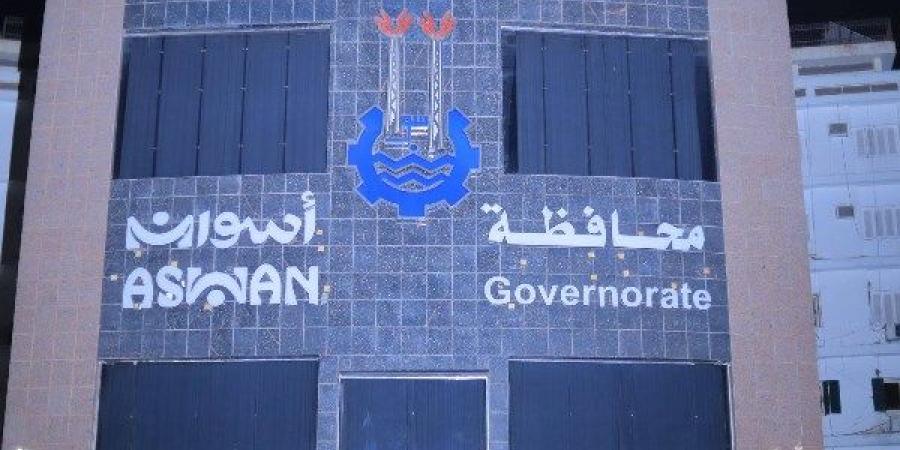 أسوان تطبق خطة ترشيد الكهرباء وغلق الإنارة بالمبانى الحكومية