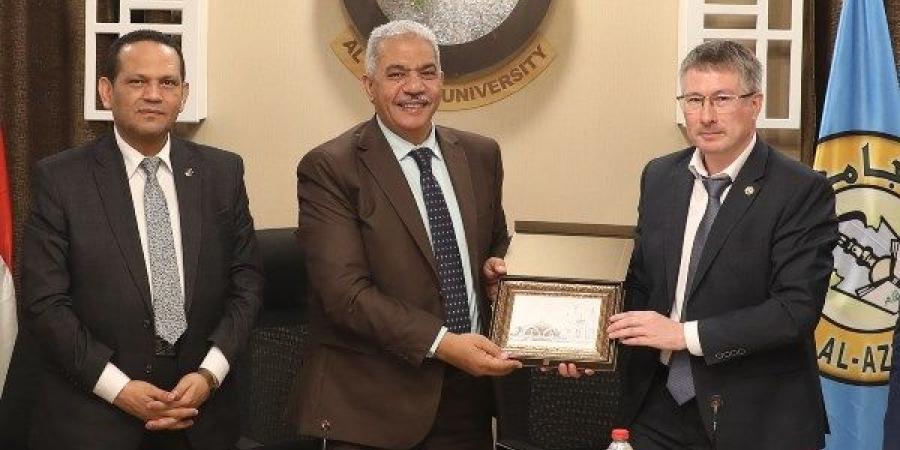 نائب رئيس مجموعة الرؤية الاستراتيجية روسيا – العالم الإسلامي يزور جامعة الأزهر