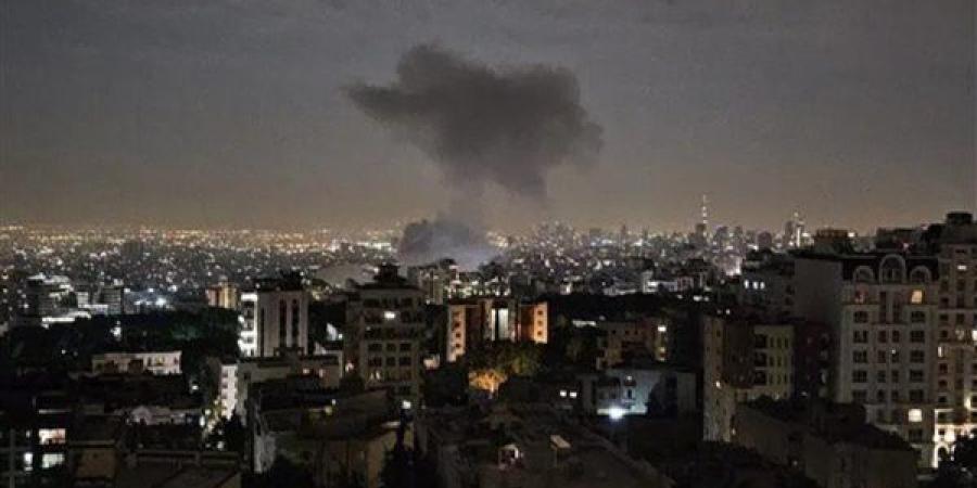 مسئول أمريكي: مدمراتنا قريبة من إسرائيل وتعترض صواريخ إيران