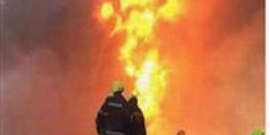 السيطرة على حريق بمحل فطاطري قرب مترو عزبة النخل دون إصابات