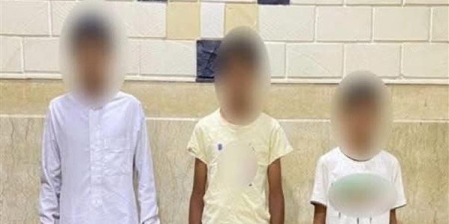 كنا بنلعب.. القبض على 3 طلاب تسلقوا طائرة هيكلية بالشرقية