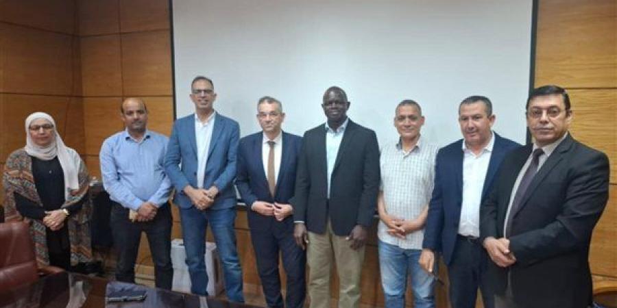 تعزيز التعاون بين مركز البحوث الزراعية ومركز الأرز الافريقي