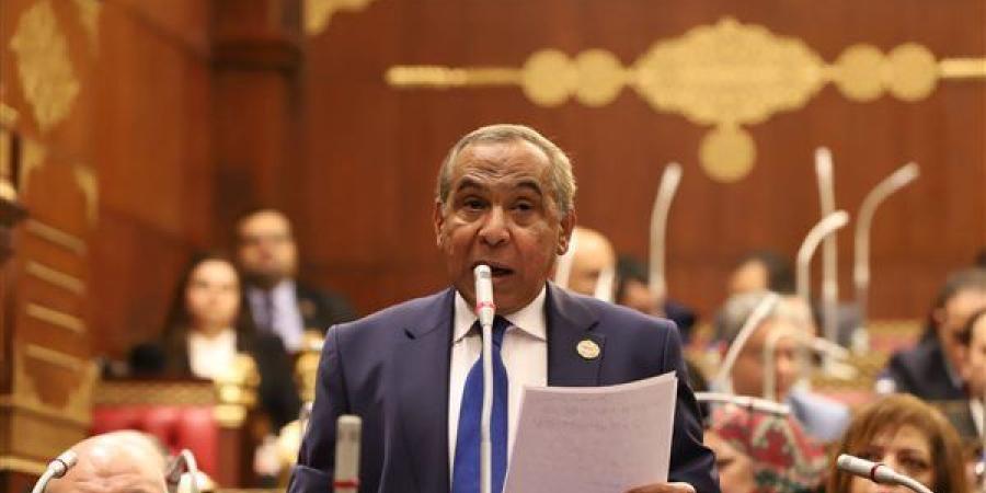 برلمانية المؤتمر تطالب بـ"كشف هيئة" للراغبين في الالتحاق بكليات التربية