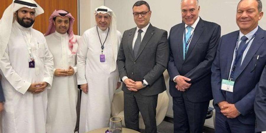 وزير الإسكان: نجحنا فى خلق صناديق استثمارية بين مصر والسعودية والإمارات