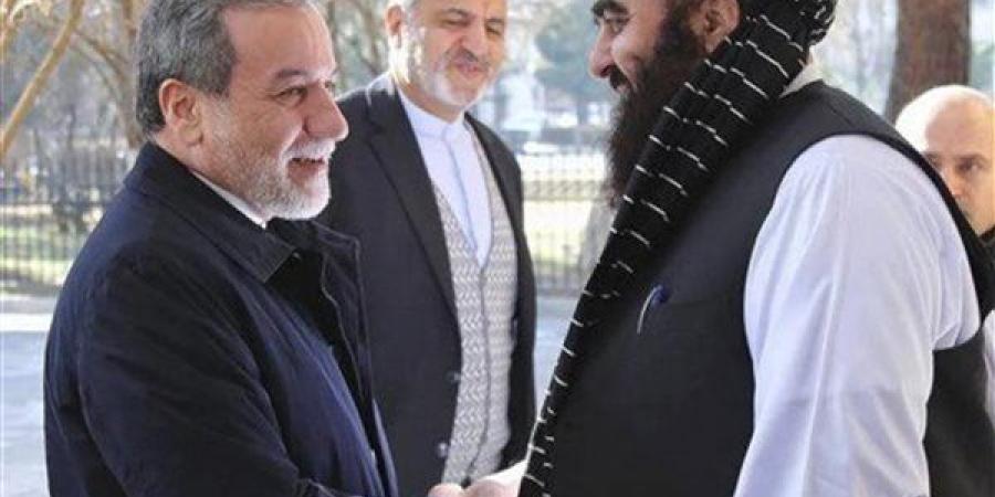 رغم الخلاف الأيديولوجي: ما دوافع «التقارب الحذر» بين طالبان وإيران؟