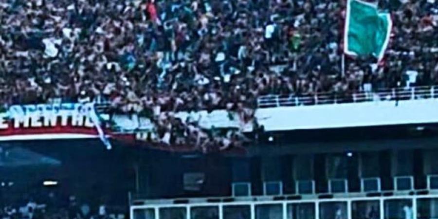 وفاة مشجع وإصابة 11 في احتفالات مولودية الجزائر بلقب الدوري