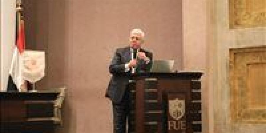 وزير التعليم العالي: إنشاء الجامعات الأهلية يحظى بدعم كبير من القيادة السياسية