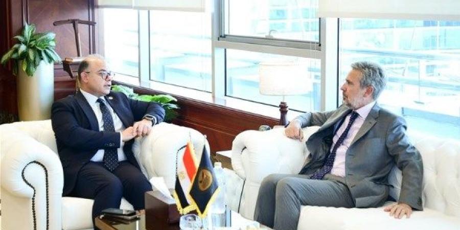 "الرقابة المالية" للسفير الايطالى: القطاع غير المصرفي شهد إصلاحات متنوعة مؤخرًا