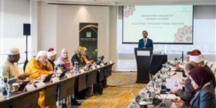 مفتي الجمهورية يشارك في اجتماع اللجنة الاستشارية لجامعة سنغافورة للدراسات الإسلامية