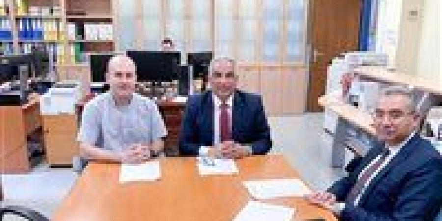 رئيس جامعة طنطا يواصل جولاته الخارجية لتعزيز العلاقات الدولية